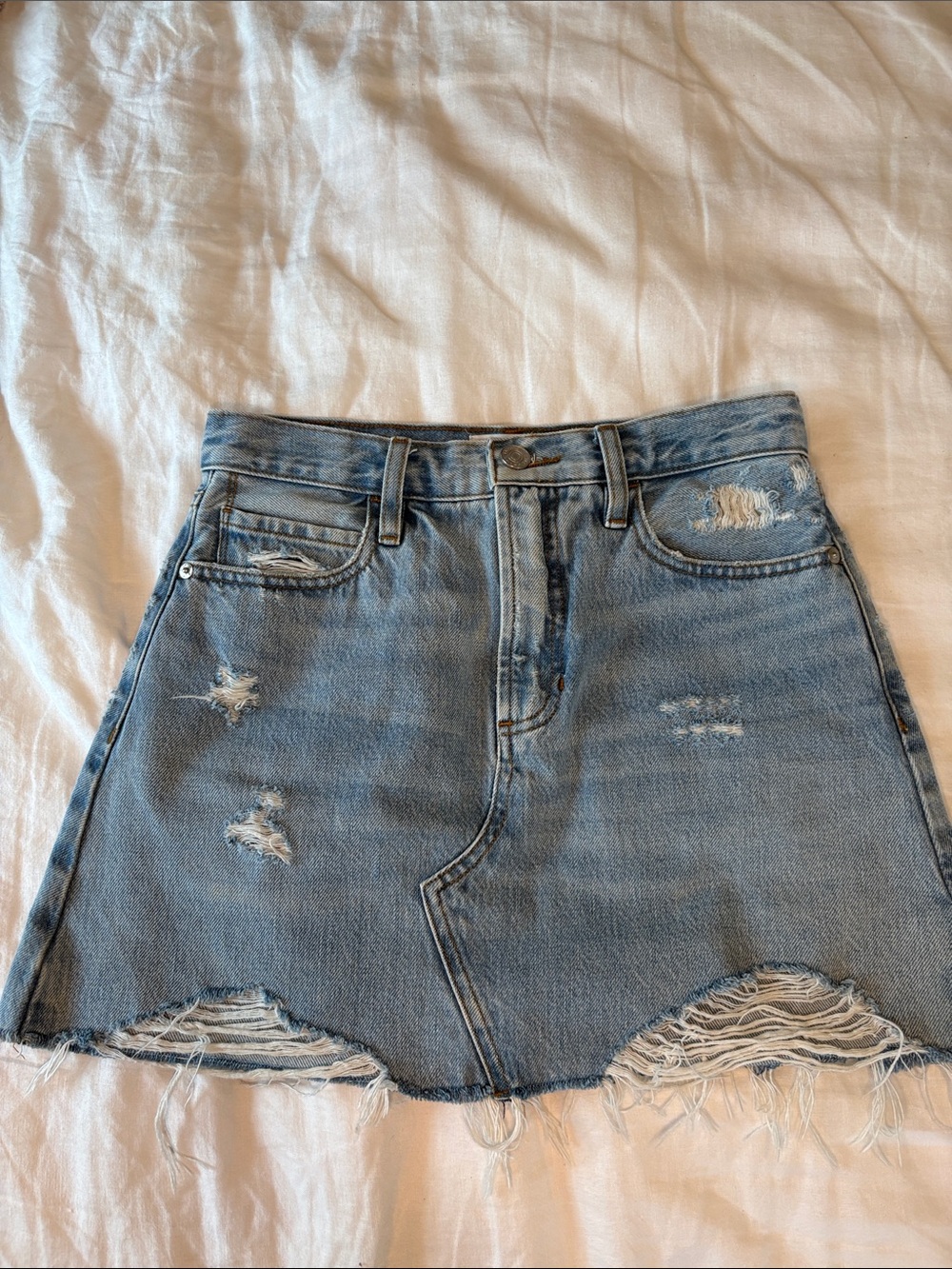 FRAME High Waisted Denim Skirt (25)